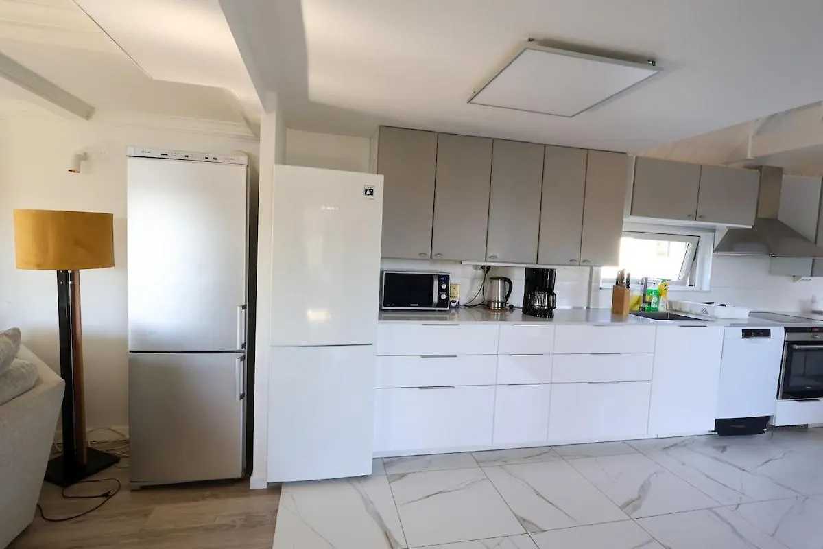 3 Villas - 16 Beds - Views - City Göteborg